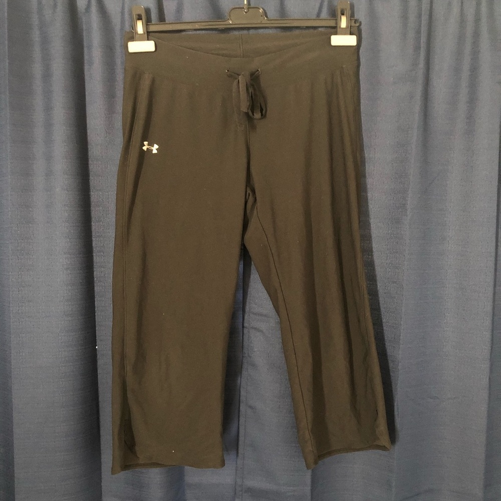 Women’s Under Armour Cropped Yoga Pants Sz XS